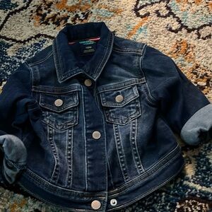 Genuine kids medium blue denim jacket 18 mo snap buttons. Super soft material.